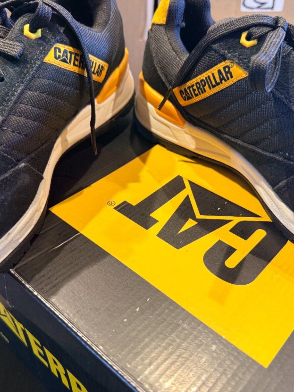Caterpillar work shoes - Picture 7 of 8
